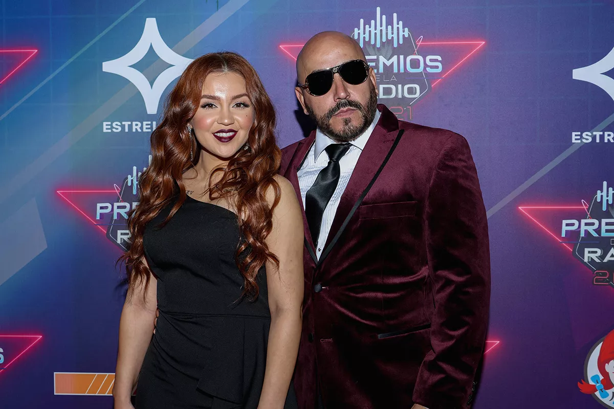Lupillo Rivera y Giselle Soto