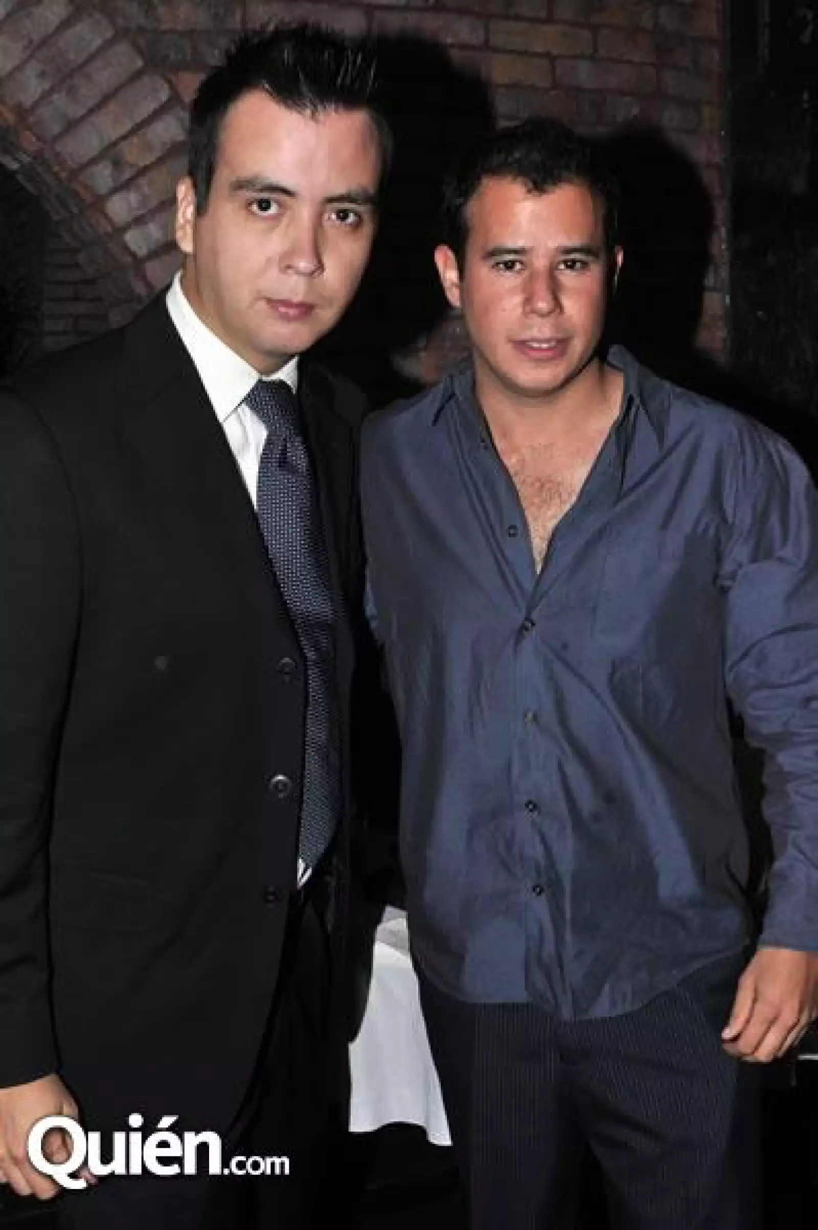 Presentaci?e Gu?de Vinos