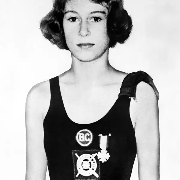 ELIZABETH II-CHILDHOOD