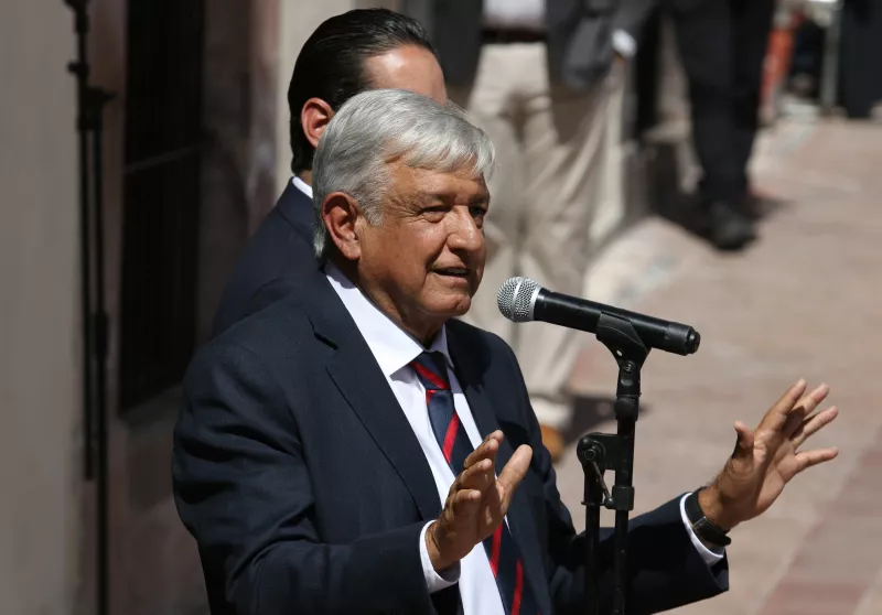 AMLO burocracia