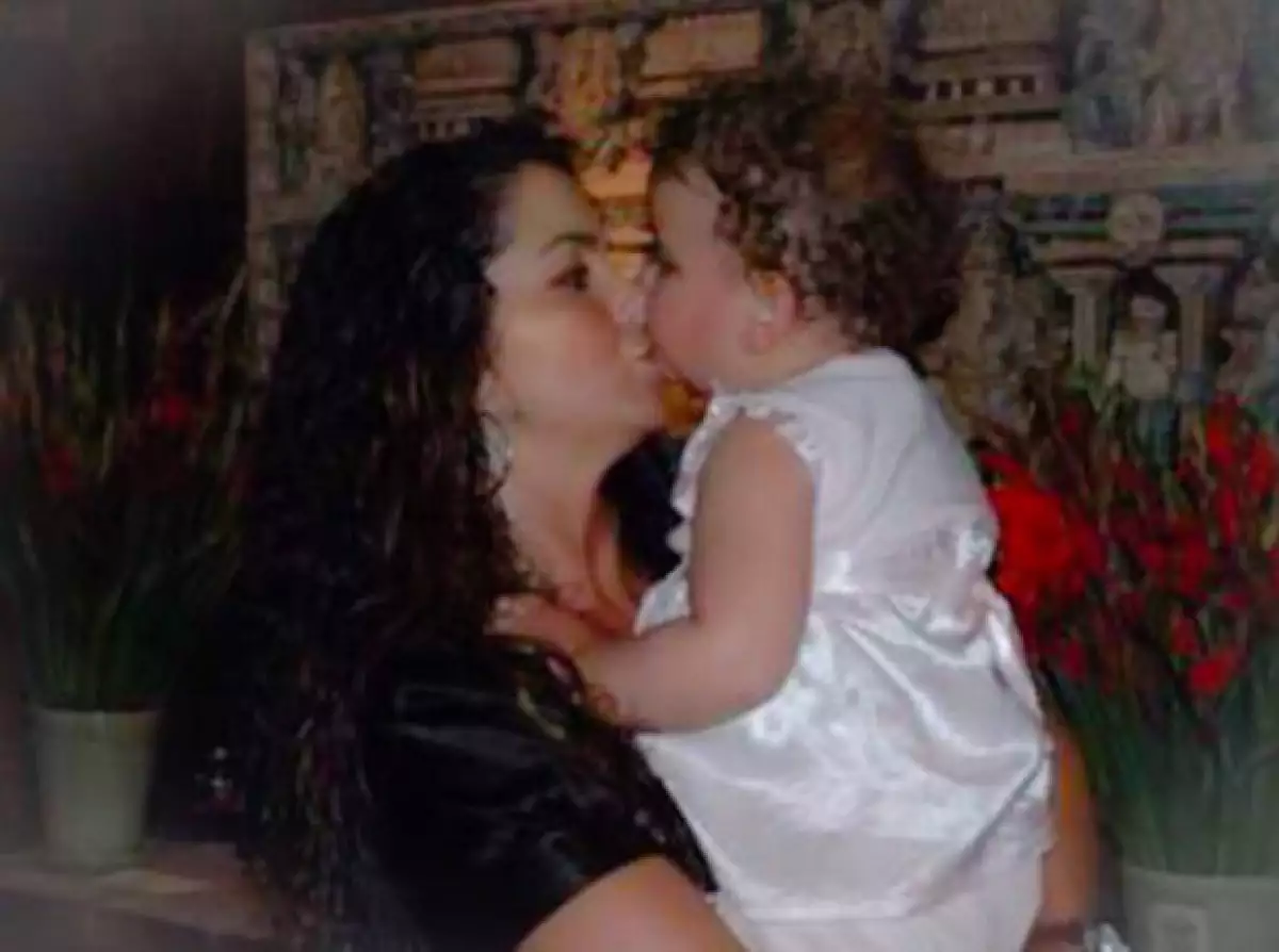 Con esta foto, Lucero acompañó el emotivo mensaje a su hija.