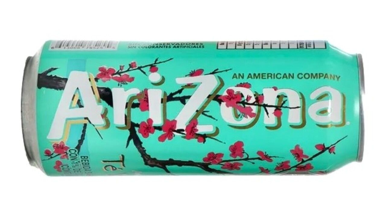 El té Arizona podría subir de precio por primera vez en su historia por Trump