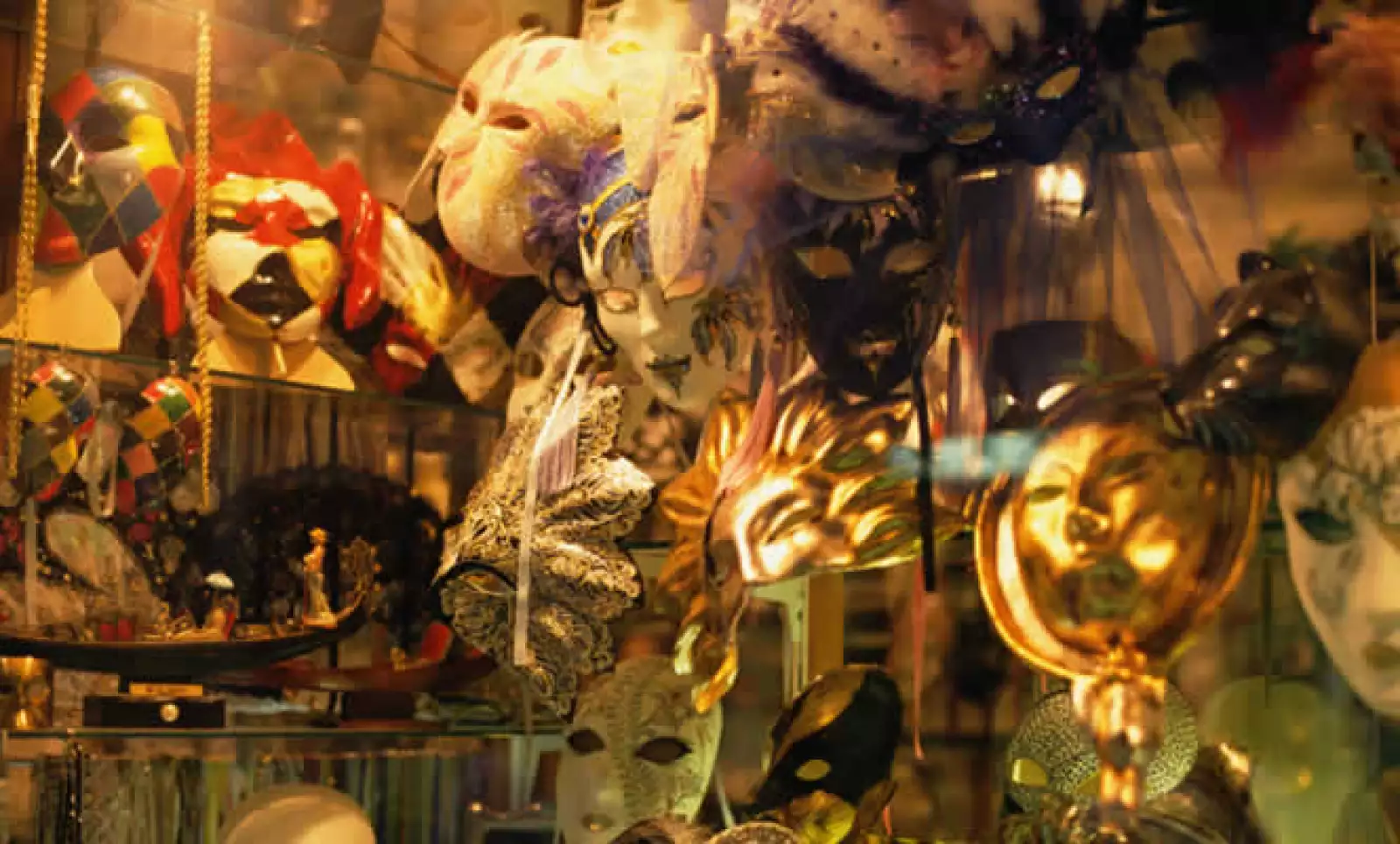 Estas máscaras se usan principalmente para la época de carnaval, el cual empieza cuarenta días antes del inicio de la cuaresma.