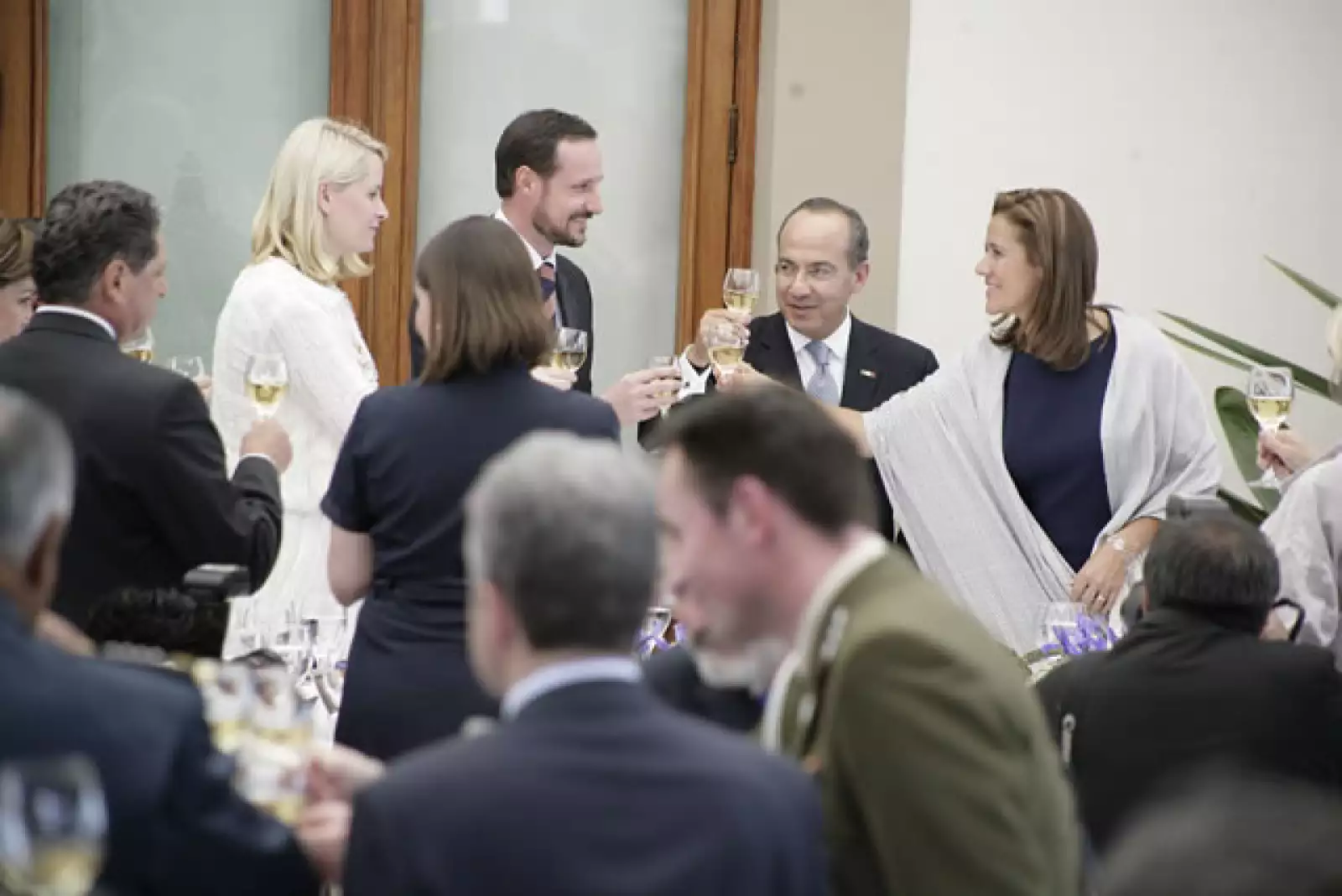 PRINCIPES DE NORUEGA EN CASTILLO DE CHAPULTEPEC