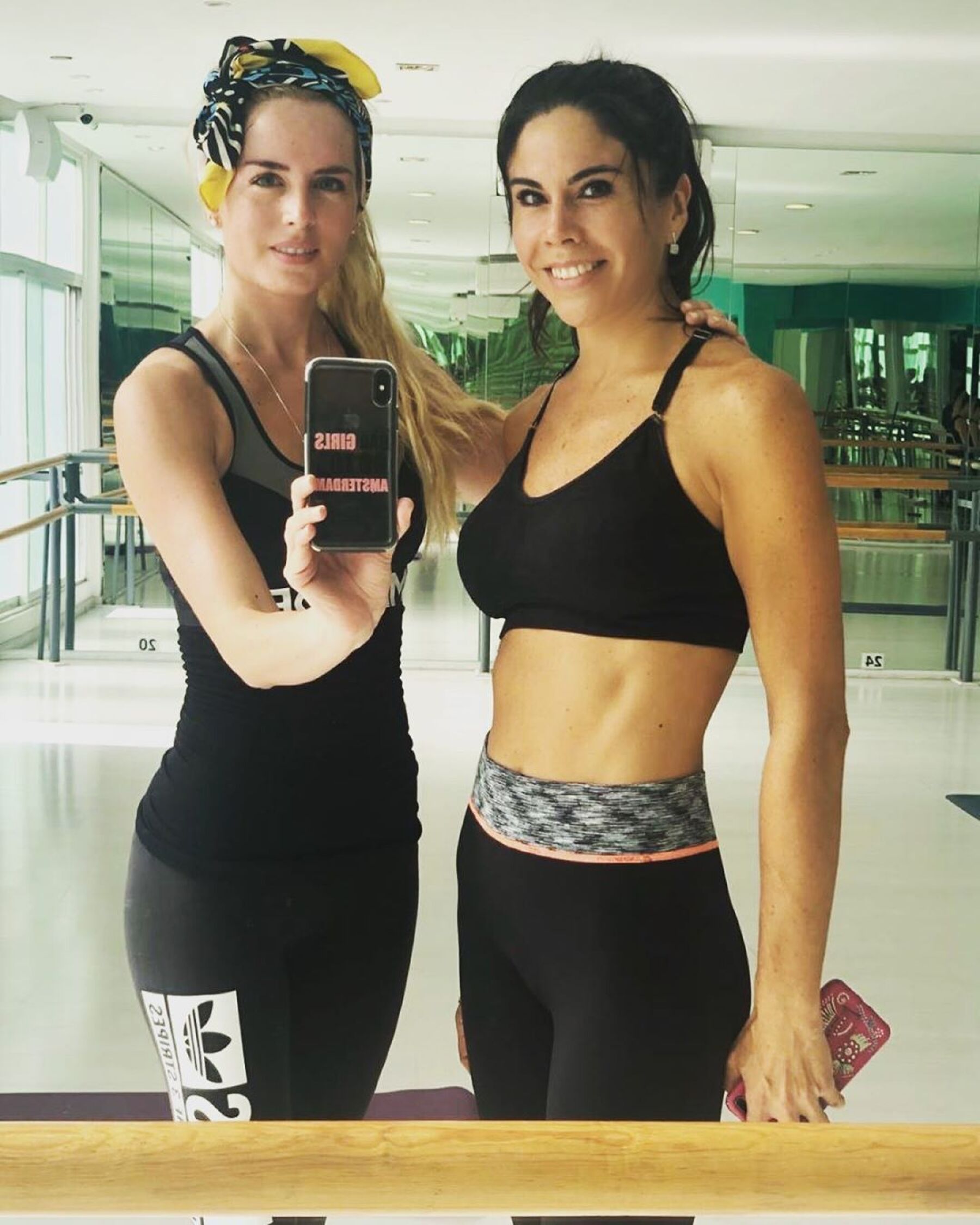 En Medio De Rumores De Nuevo Romance Paola Rojas Se Deja Ver Con Tania Ruiz Novia De Enrique Pena Nieto