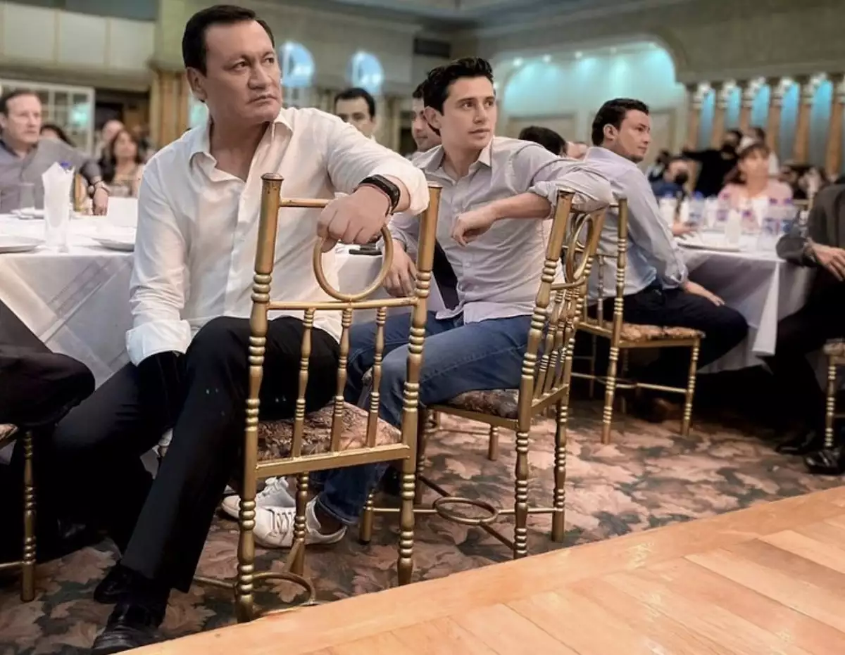 MIGUEL-ANGEL-OSORIO-CHONG-HIJO.jpg