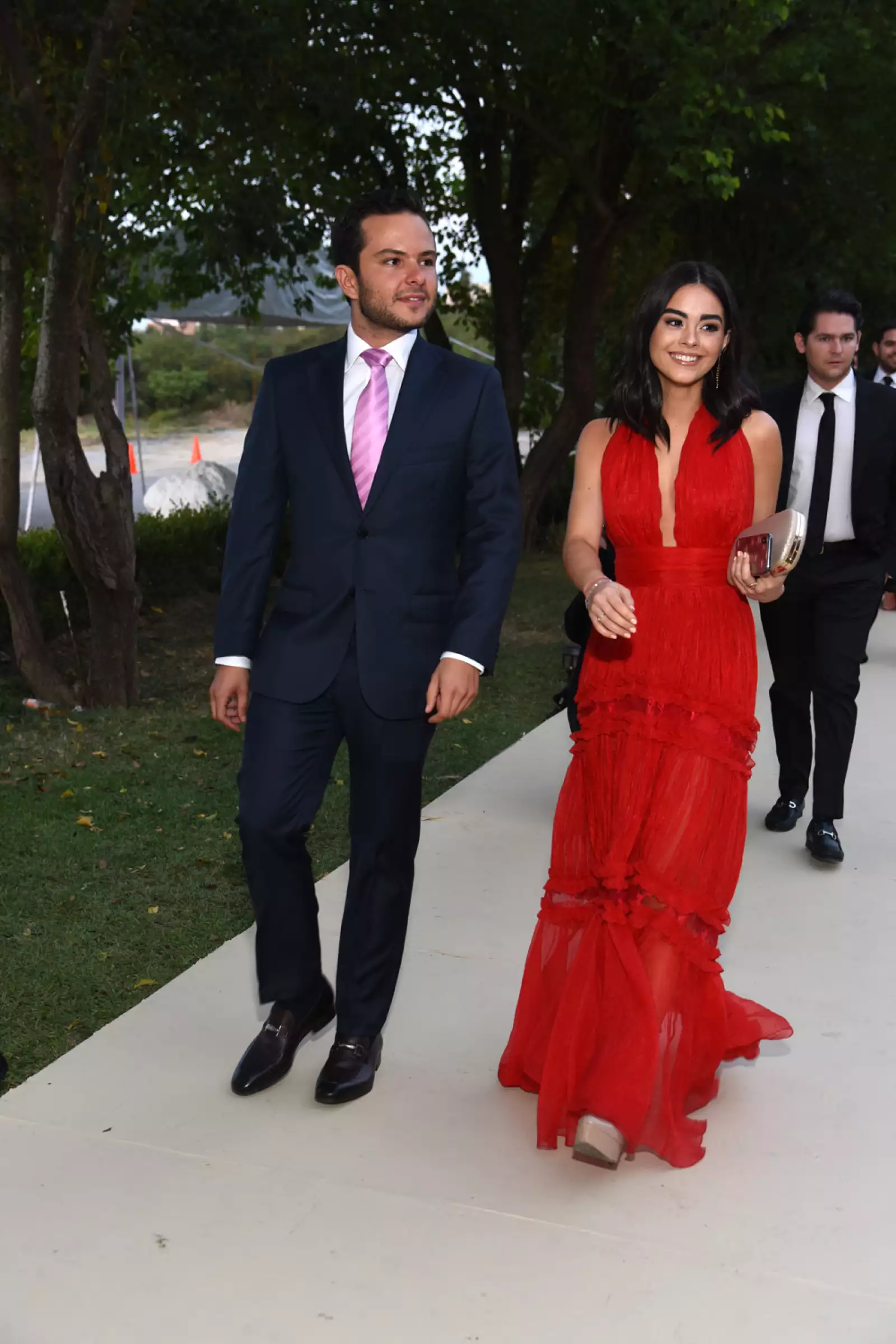 Pablo Bustamante y Valeria Gal†z.jpg