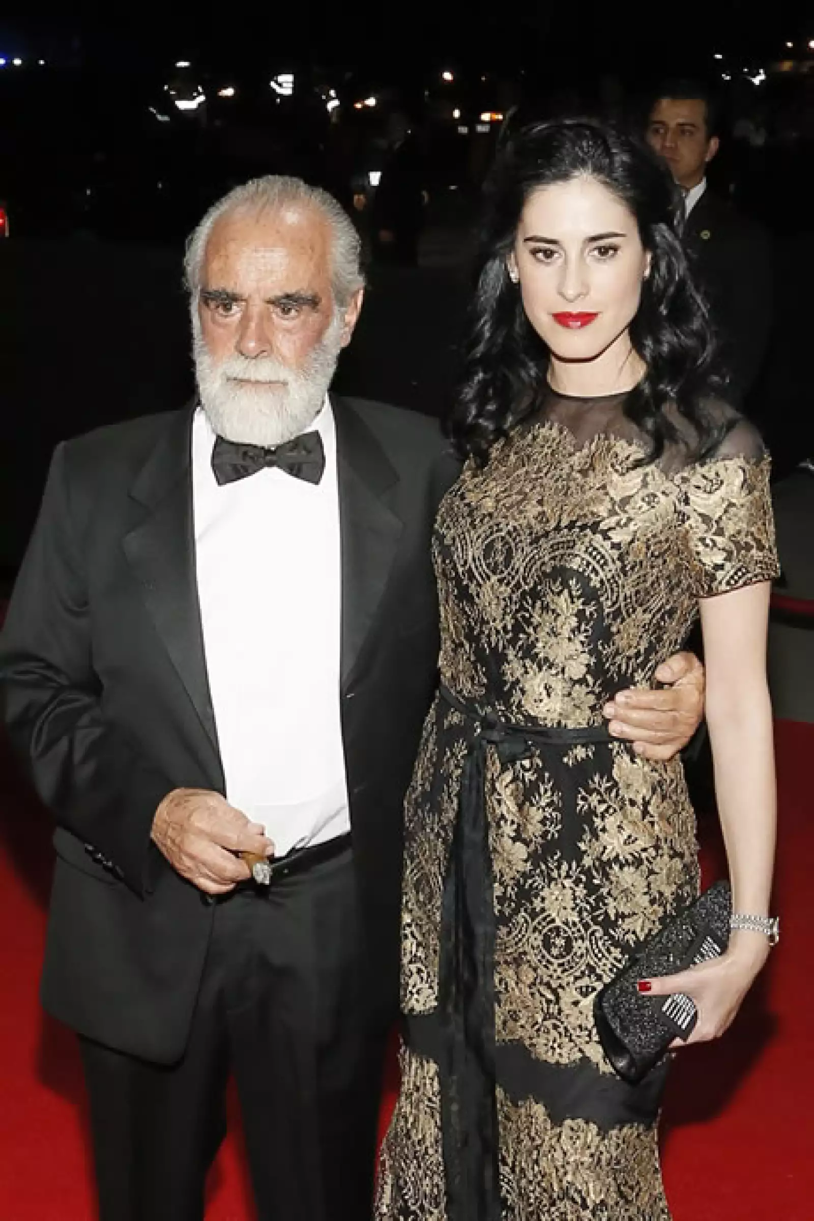 Diego Fernández de Ceballos,Liliana León