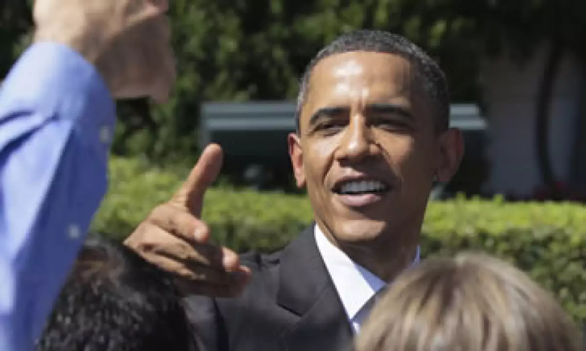 Barack Obama aprovechó su mensaje semanal para identificarse con el público contra un Congreso que tiene un bajo índice de aprobación. (Foto: AP)
