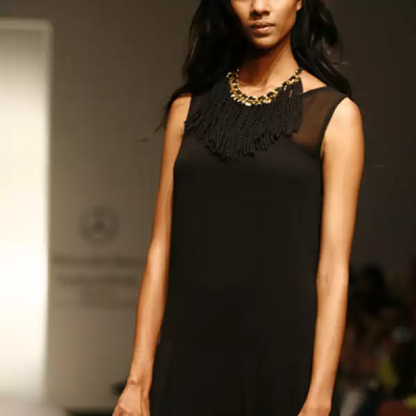 Desfile Veneno en la piel