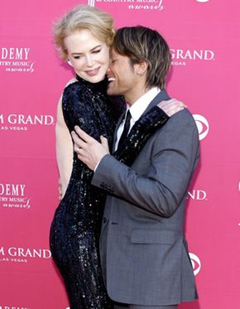 A punto de celebrar su tercer aniversario de bodas, la actriz acompañó a su esposo, Keith Urban, a la entrega de los premios de la Academia de Música Country.