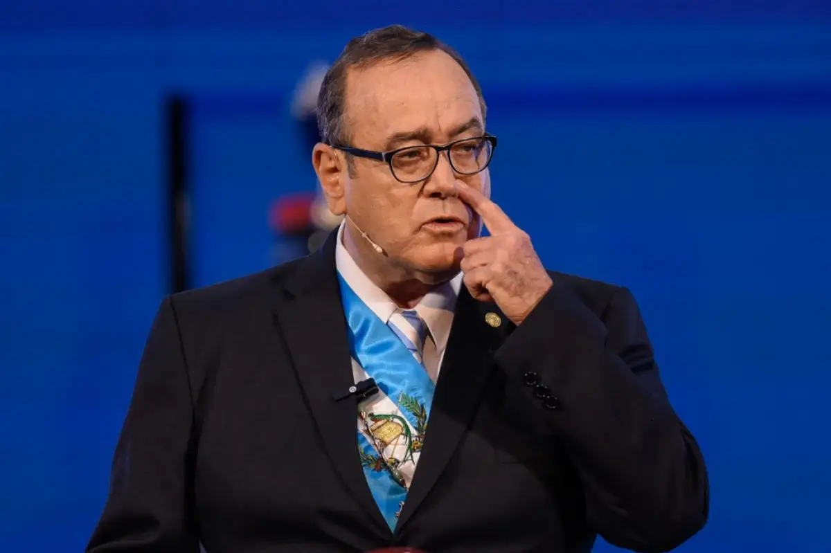 El presidente de Guatemala, Alejandro Giammattei, habla durante una presentación de su informe de Gobierno. 