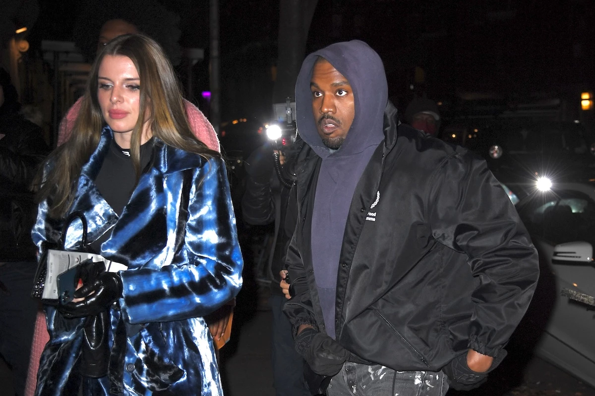La novia de Kanye West niega estar interesada en su dinero Kanye West, Julia Fox
