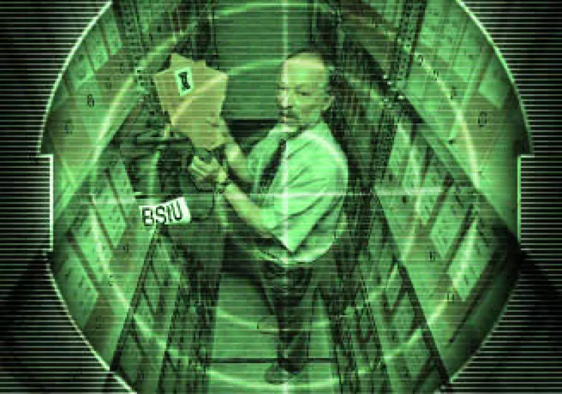 En este momento, de la manera más ingenua, su empresa podría estar siendo atacada por espías. (Foto: AP)