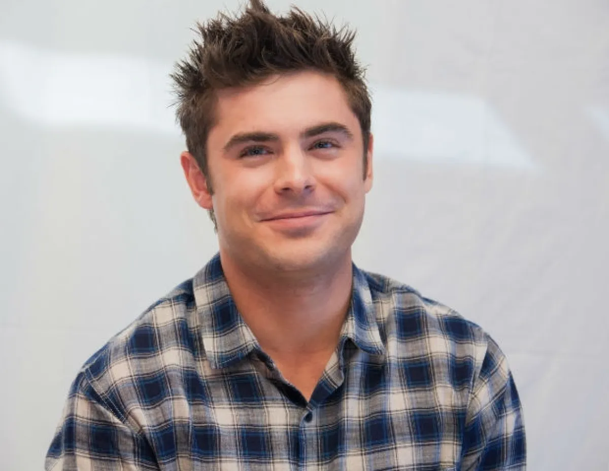 Zac Efron salía con la modelo Salston Sage hasta el pasado mes de abril.
