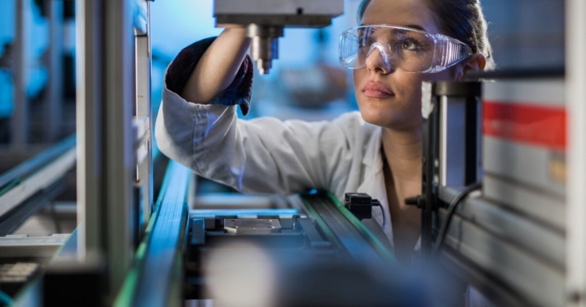 ¿Por qué hay una brecha de género más grande en ingeniería y ciencia?