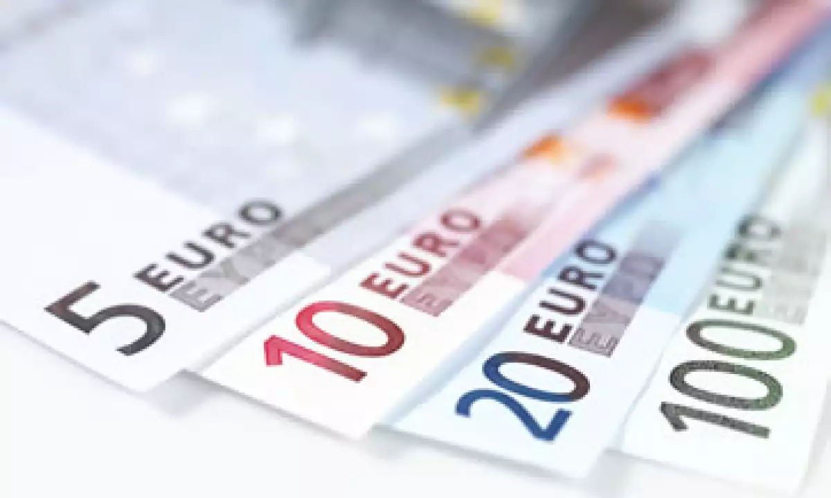 Las preocupacioanes por el abismo fiscal han depreciado al dólar a mínimo de un mes contra una cesta de monedas. (Foto: Getty Images)