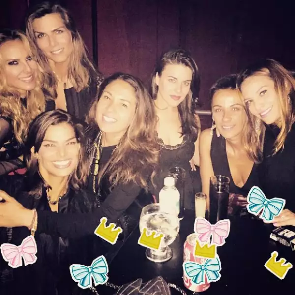 Después de compartir sus respectivas pulseras, se fueron a celebrar a Roxanna Castellanos.