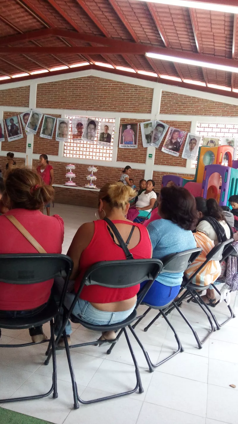 Las madres, esposas e hijas de los desaparecidos no pierden la esperanza de hallar a sus familiares. Les piden que no centren su búsqueda sólo en fosas.