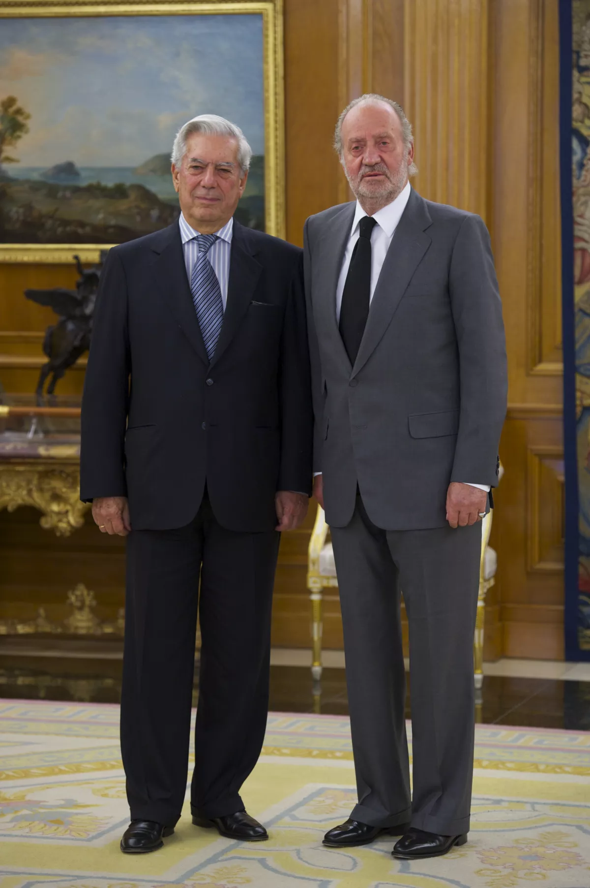 Mario Vargas Llosa y rey Juan Carlos I