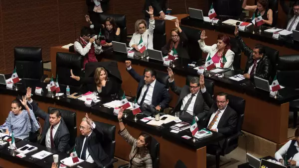 Senadores de Morena