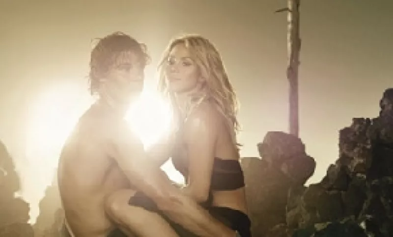 La cantante colombiana y el tenista español ofrecen un gran cierre en el video de Gypsy, que este viernes se estrenó.