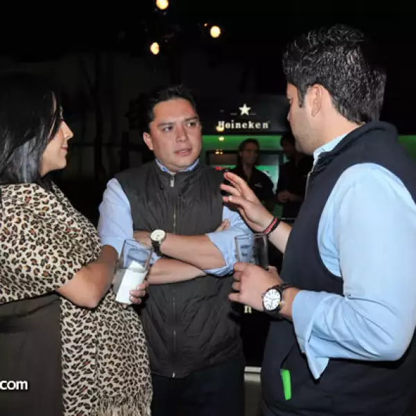 Sergio Moreno,Gabriela Arellano y Beto Hernández