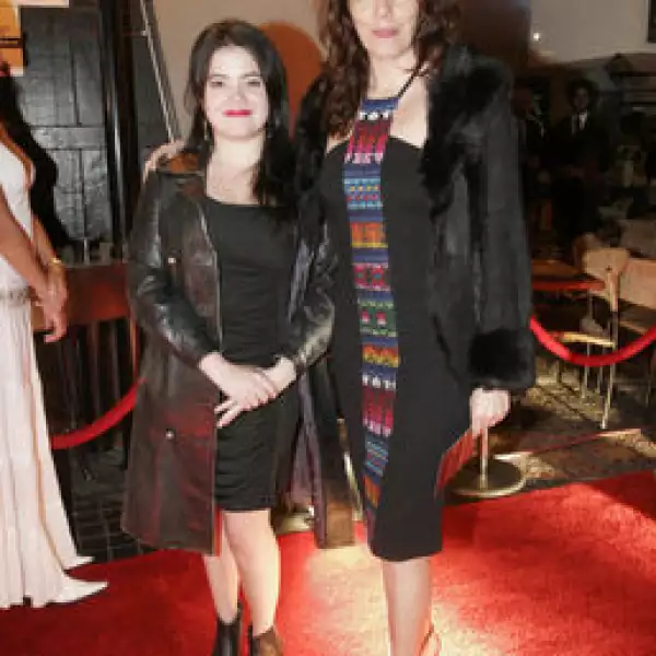 Arian Pellicer, Flor Eduarda Gurrola