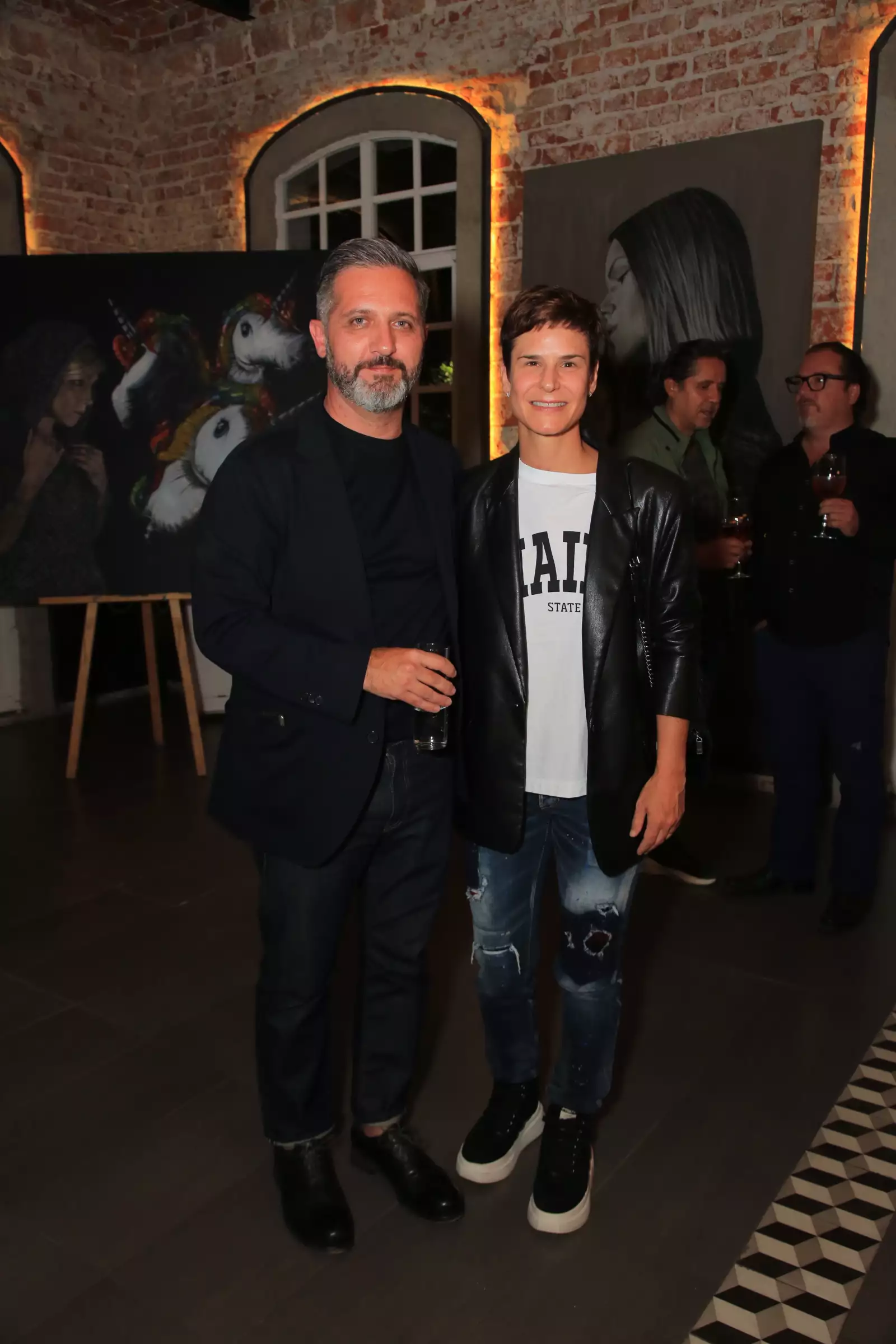 Miguel Larrea Graham y Mónica Hans 