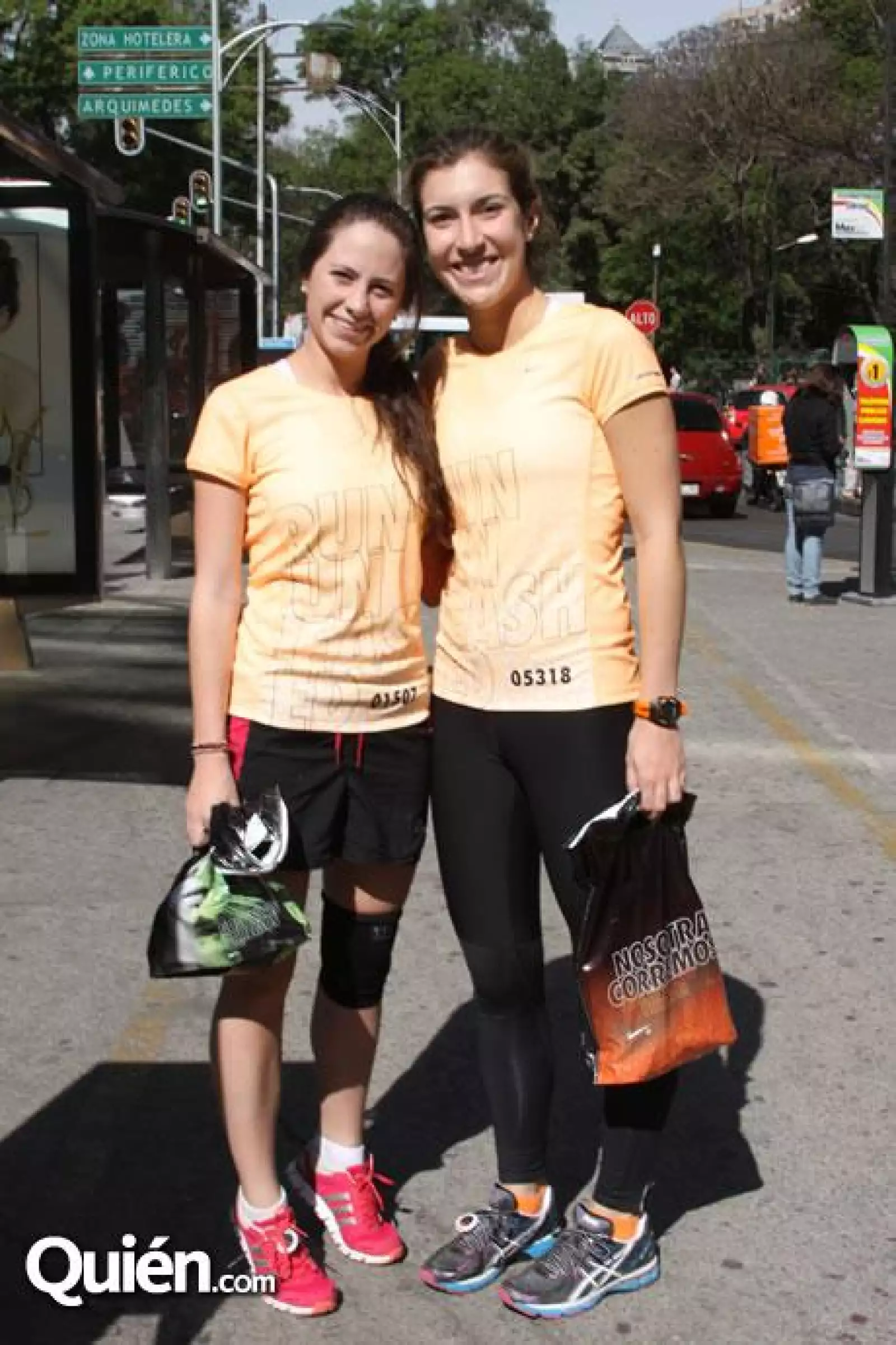 Regina Valencia y Ana Cisneros