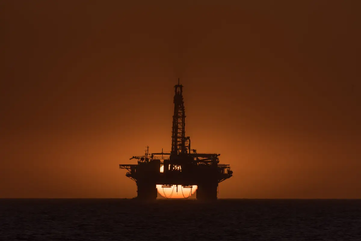 La producción privada de petróleo se desploma en México, ¿qué está pasando?