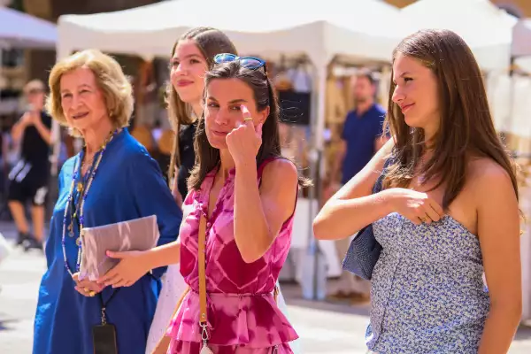 Crown Princess Leonor of Spain, Queen Letizia, Infanta Sofia, Former Queen Sofia