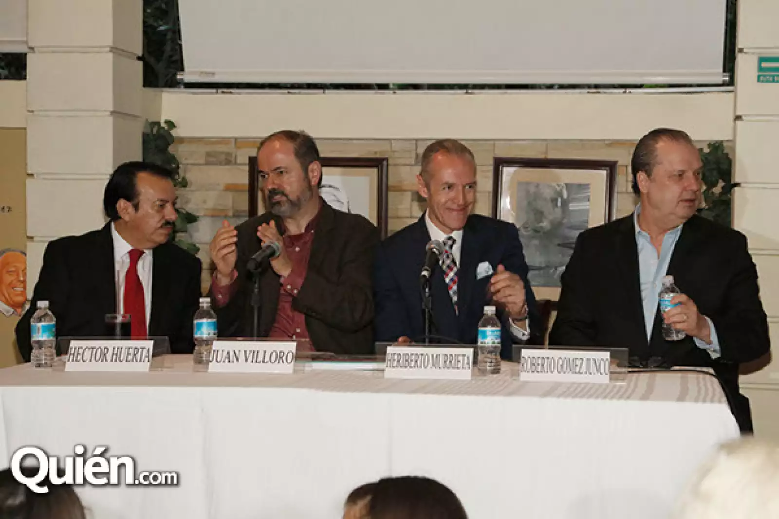 Hector Huerta, Juan Villoro, Heriberto Murrieta y Roberto Gómez Junco