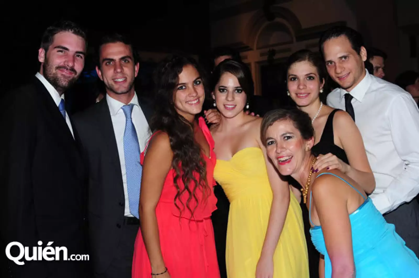 Esteban Mayorga, Alberto Mónaco, Fernanda Mónaco, Marisa Vázquez, Andrea Mónaco, Juan Pablo Orozco y Lourdes de Mónaco