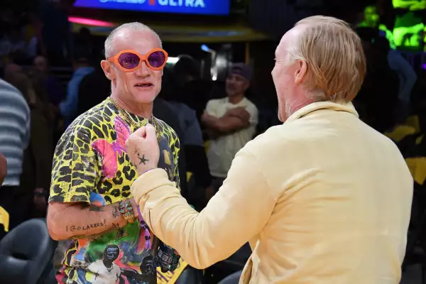 Flea en el juego de Los Angeles Lakers