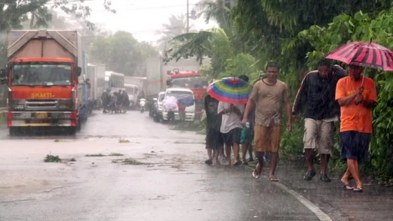 Filipinas - tormenta Juaning