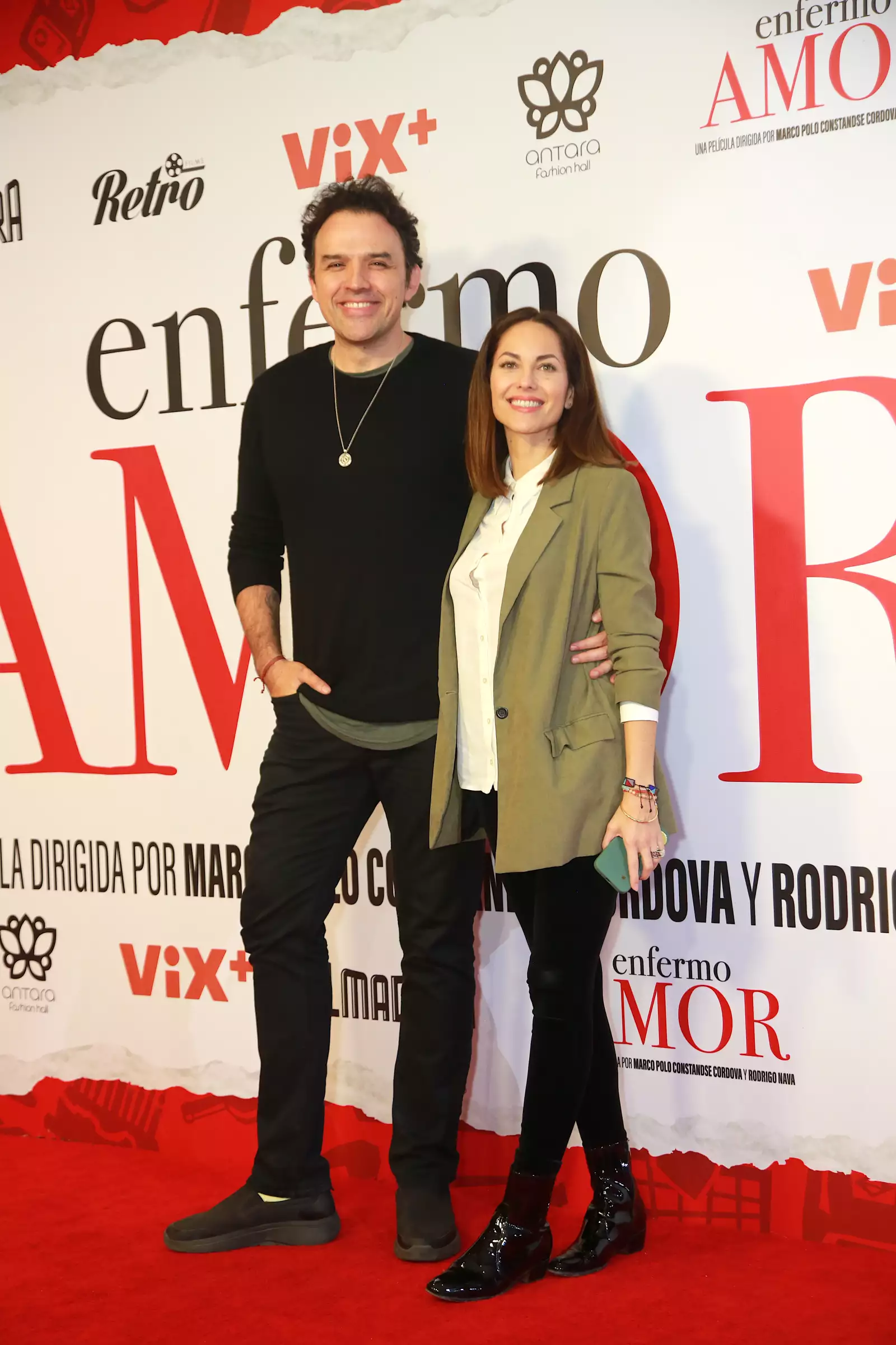 PREMIERE ENFERMO AMOR