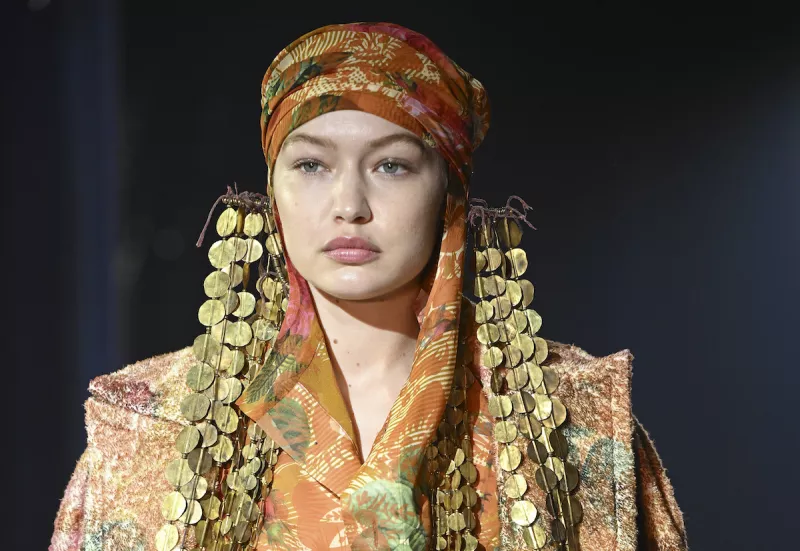 Vivienne Westwood - Runway - Fall/Winter 2022-2023 Paris Fashion Week