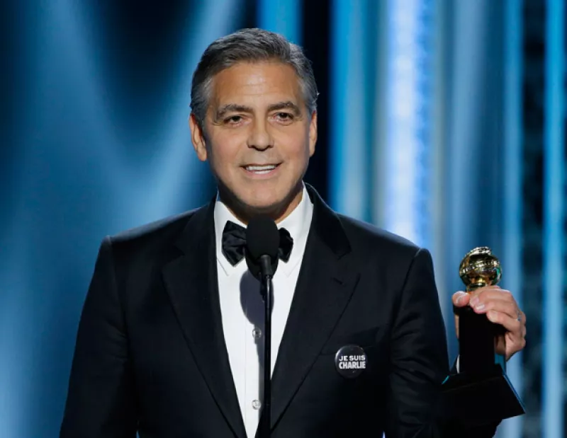 Tina Fey y Amy Poehler con una pedrada a Corea, George Clooney y su declaración de amor,  Michael Keaton llora en el escenario y más momentos memorables de la entrega número 72.