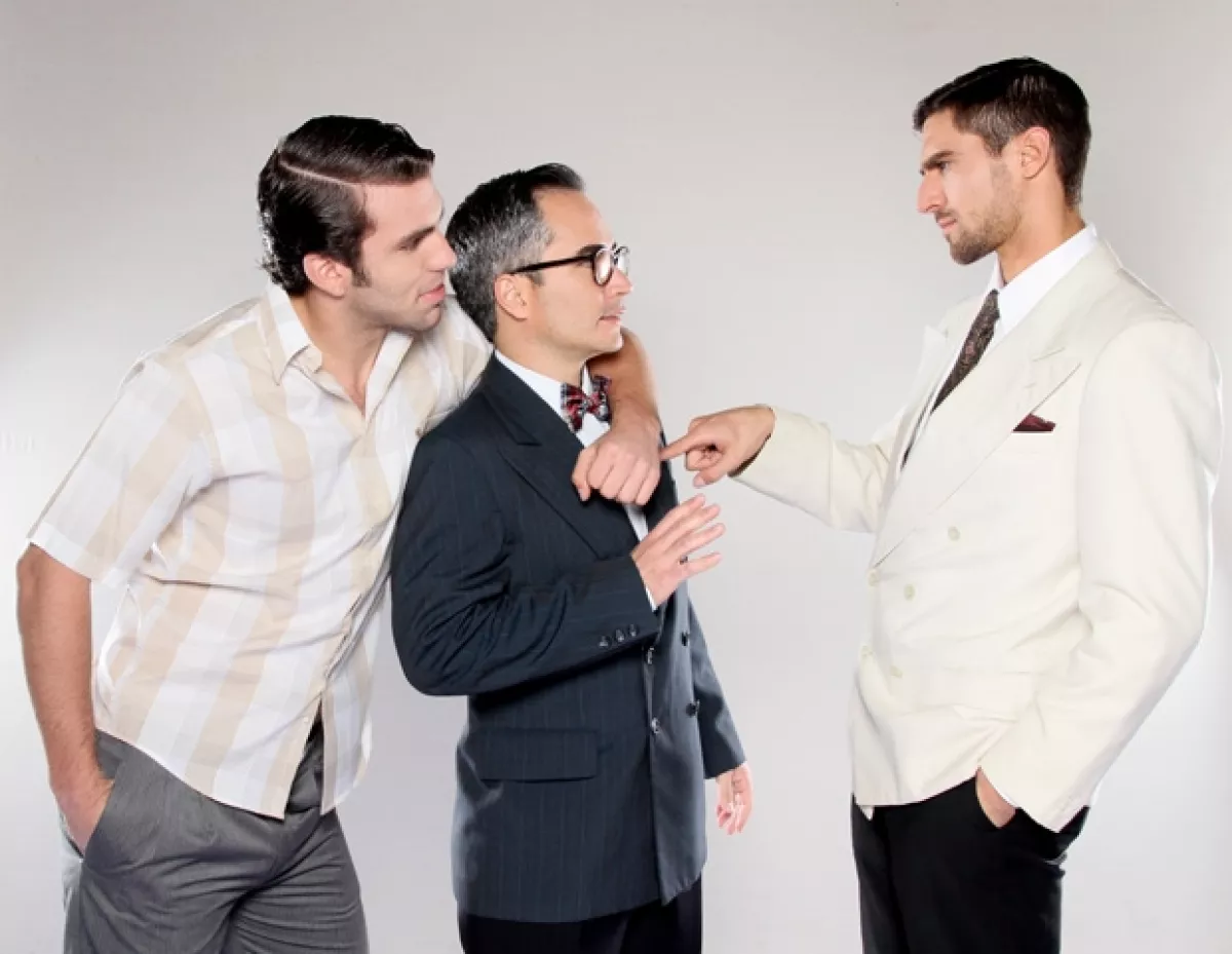 El actor originario de Tamaulipas participa en la obra de teatro La muerte de un viajante, al lado de un gran elenco.