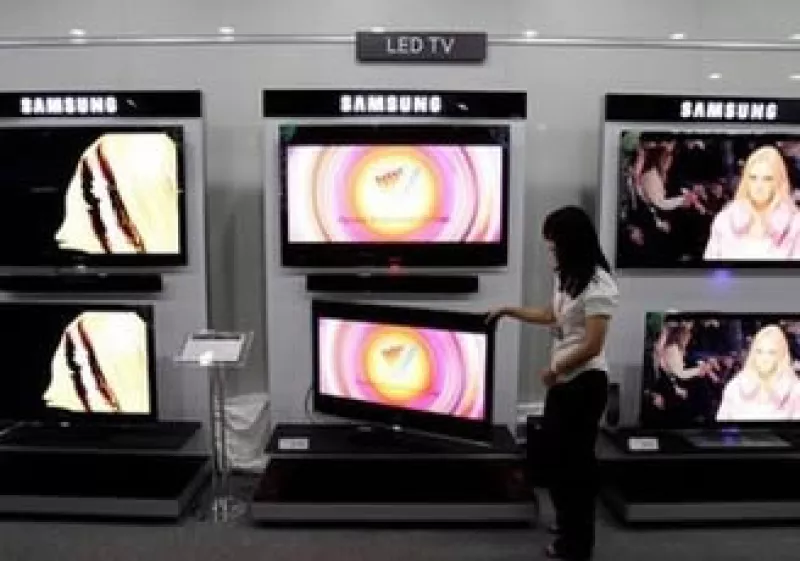 Samsung considera que podría ocurrir una desaceleración en el negocio de televisiones debido a la competencia con LG. (Foto: AP)
