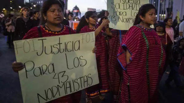 La desaparición de los 43 estudiantes normalistas de Ayotzinapa, en el estado de Guerrero, cumplió 43 días este viernes.