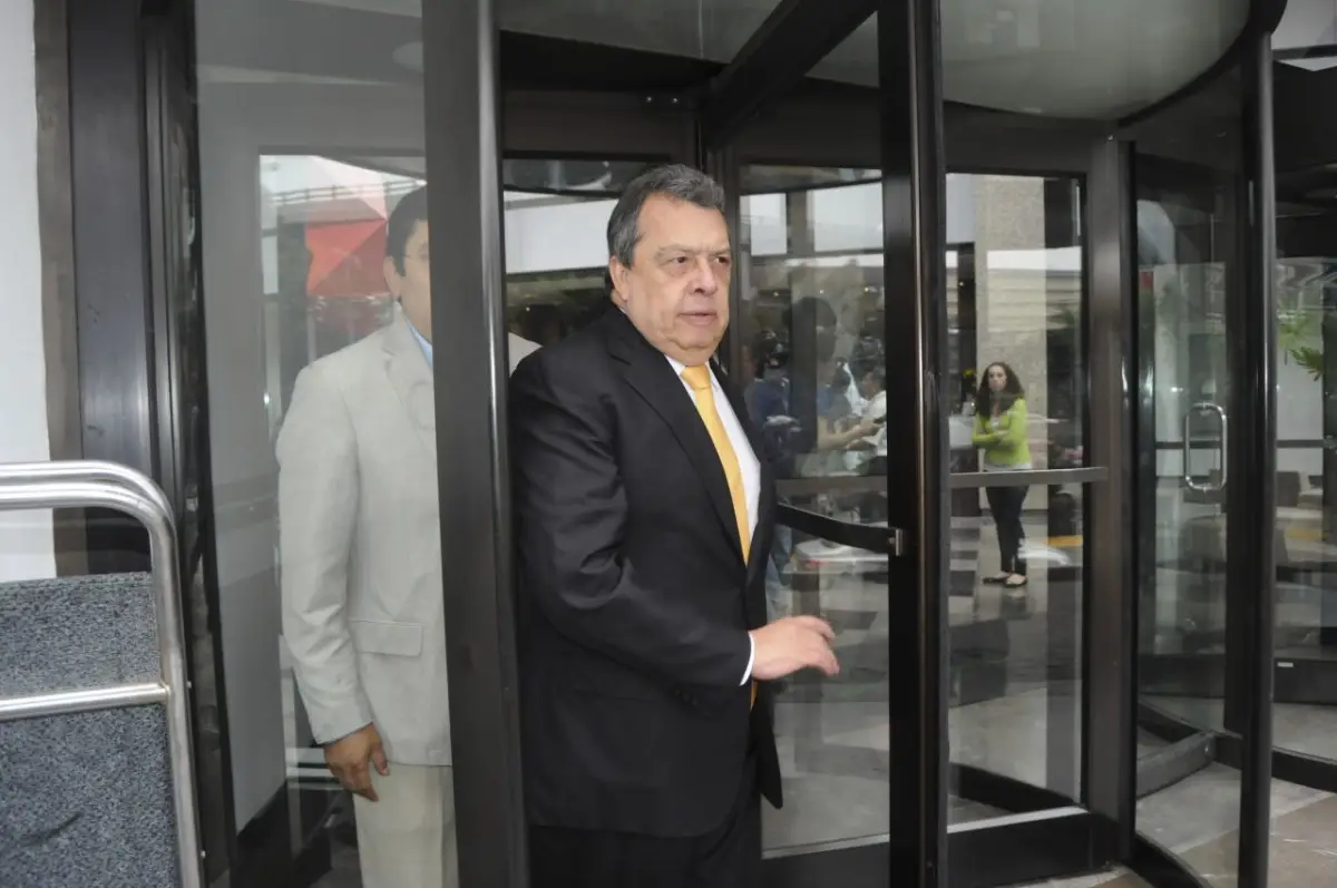 ángel aguirre