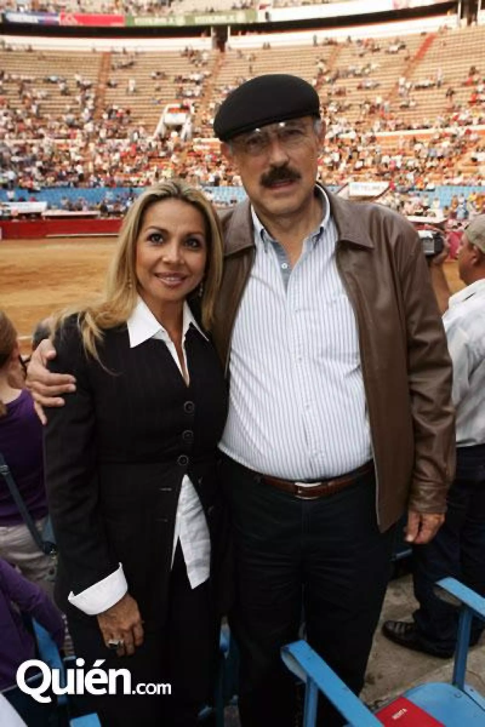 Lilia Abarca,Victor Manuel Mendoza