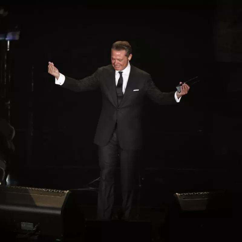 Luis Miguel cariñoso