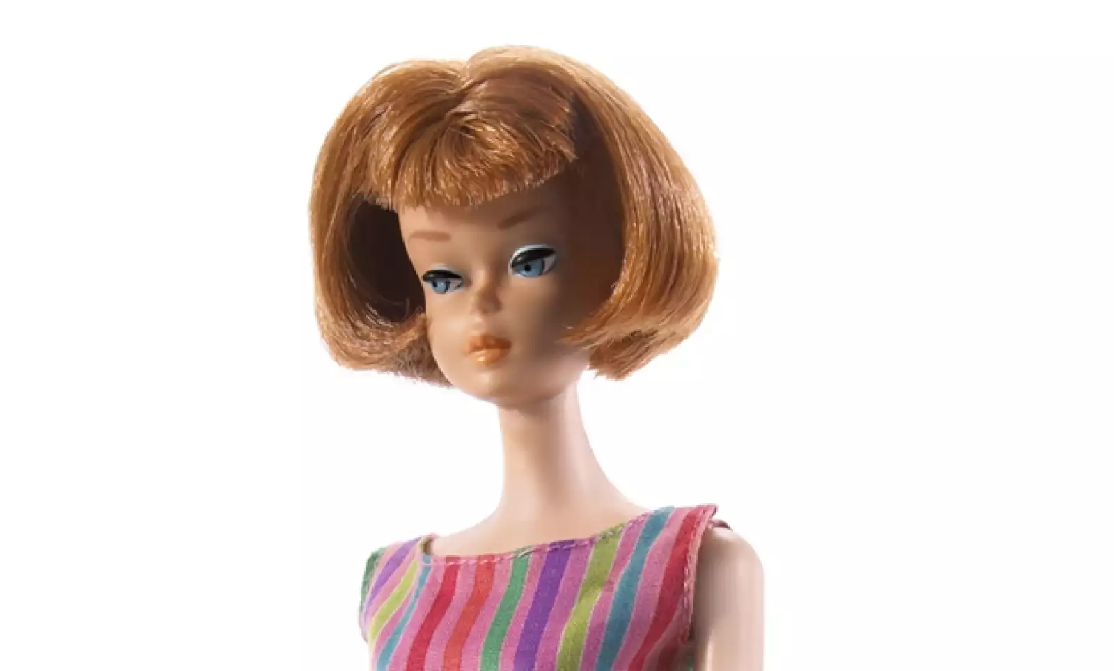 En los 60, lucía con maquillaje en los ojos, cejas arqueadas y ojos azules por primera vez. Además, fue vendida con un tercer color de pelo, "tiziano", un término popular que se le daba al pelo rojo en ese momento.