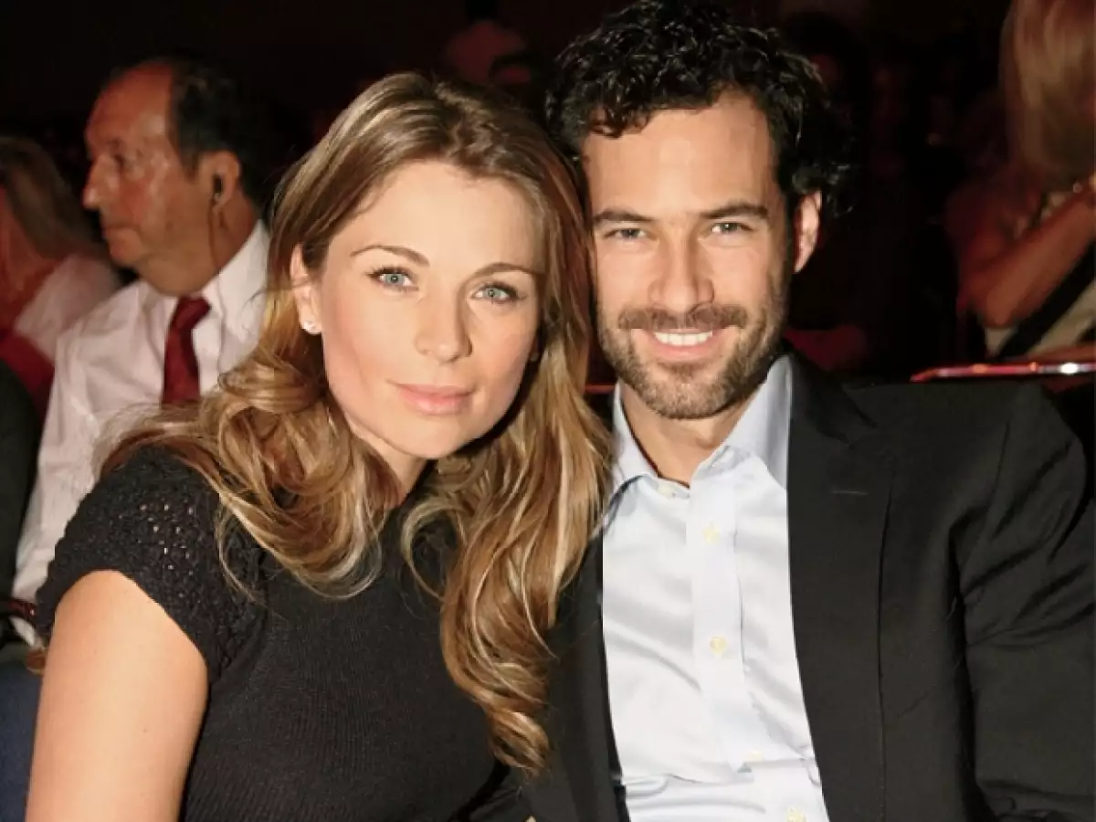 El esposo de Ludwika Paleta invita por medio de Facebook a unirse por la paz en el contexto de violencia que enfrenta el país de una forma particular.