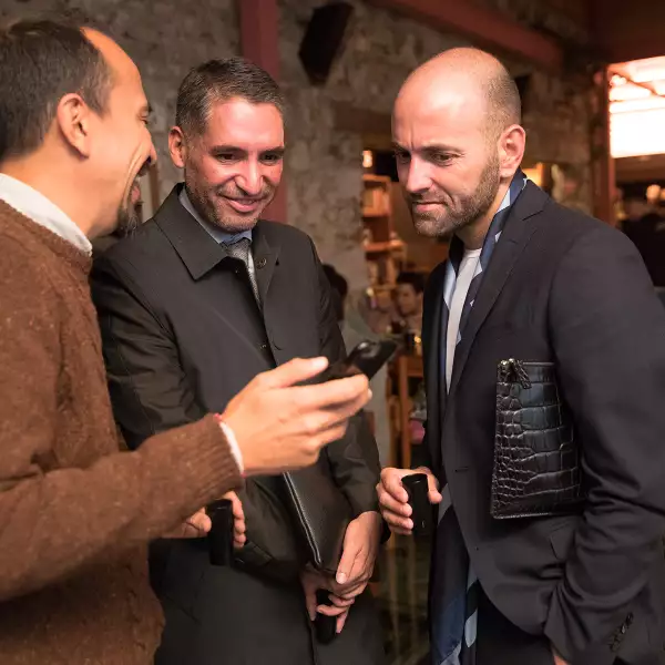 Cena con los miembros del consejo de "Campamento"