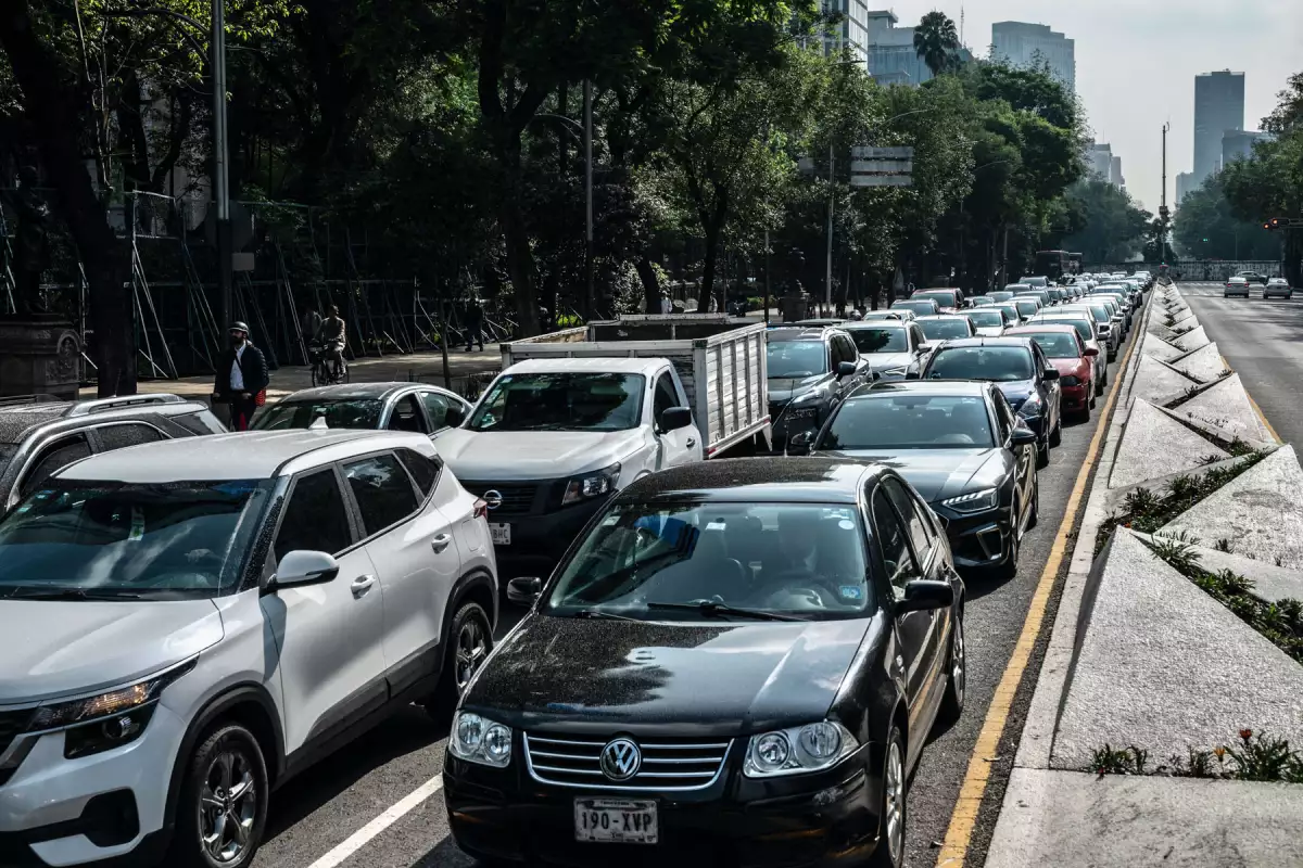 Hoy No Circula 17 de julio de 2025: qué autos descansan en CDMX y Edomex