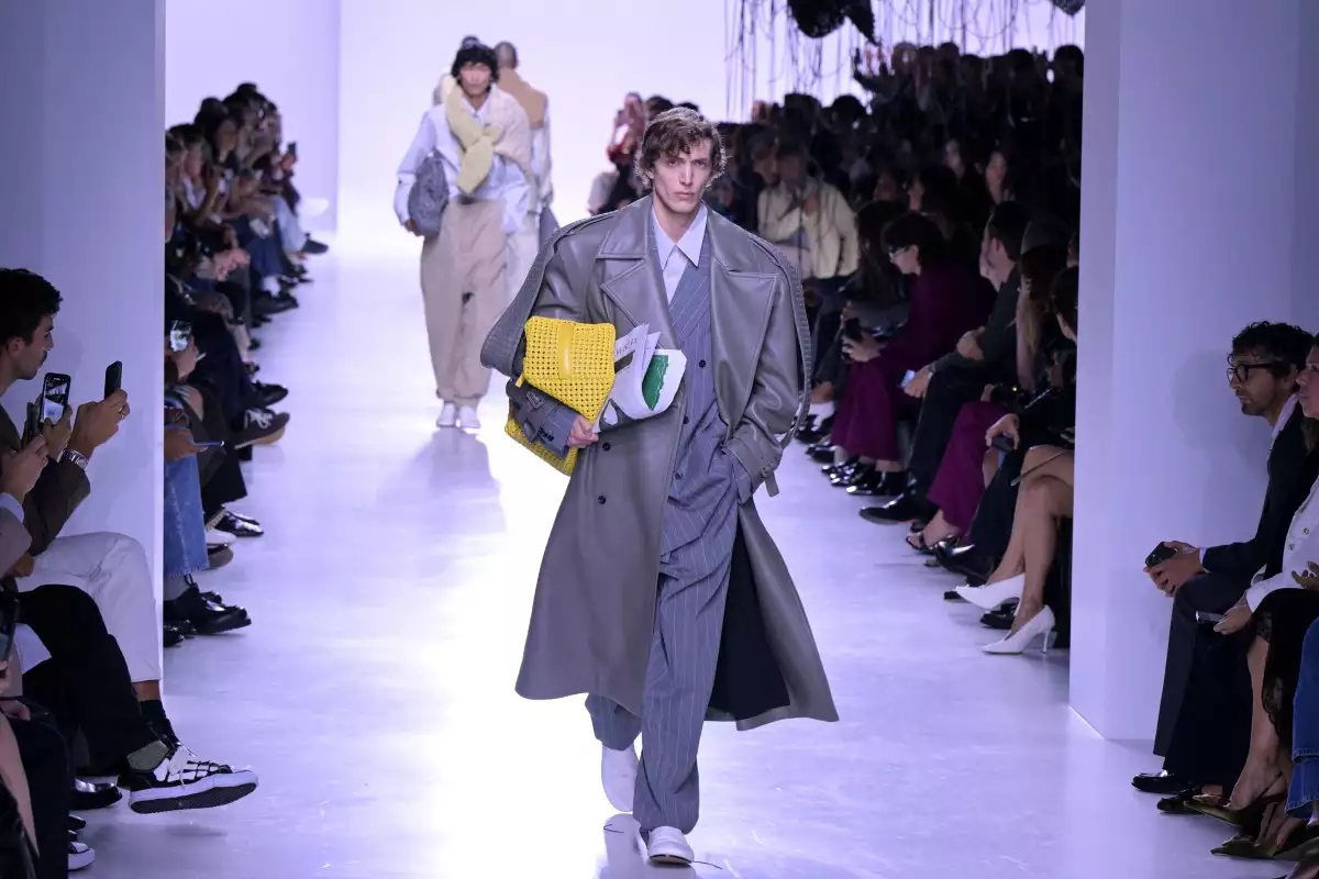 bottega veneta debut fashion week milan